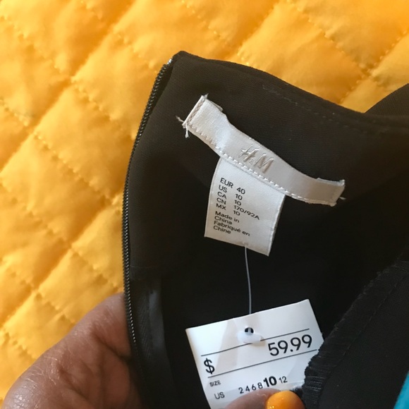 H&M gorgeous black dress with sequined wrists - Picture 2 of 5